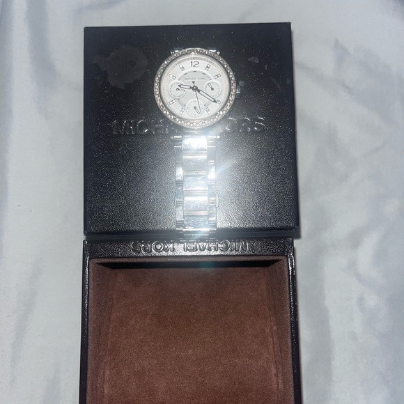 Michael Kors watch - Silver - Picture 1 of 1